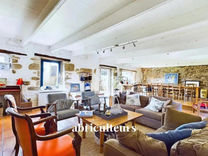 Image No.2-5 Bed House for sale