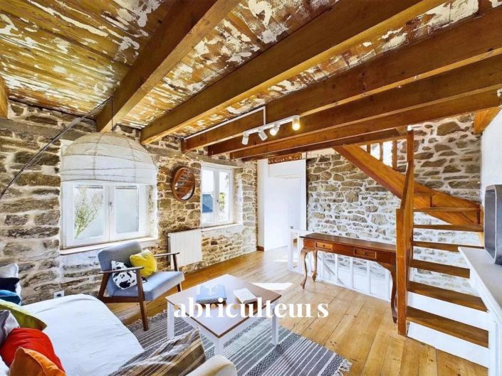 Image No.7-5 Bed House for sale