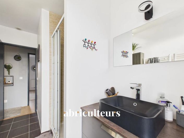 Image No.20-3 Bed House for sale