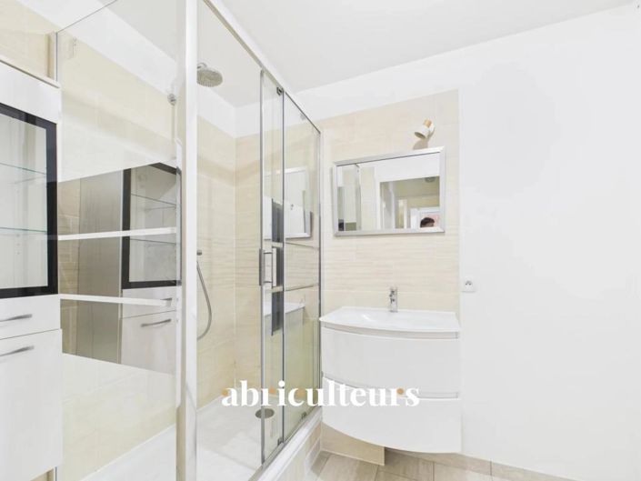 Image No.14-3 Bed Apartment for sale