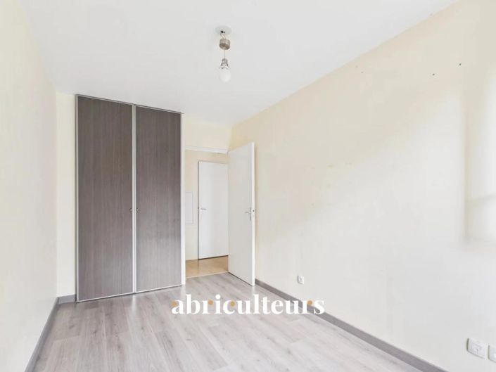 Image No.17-3 Bed Apartment for sale