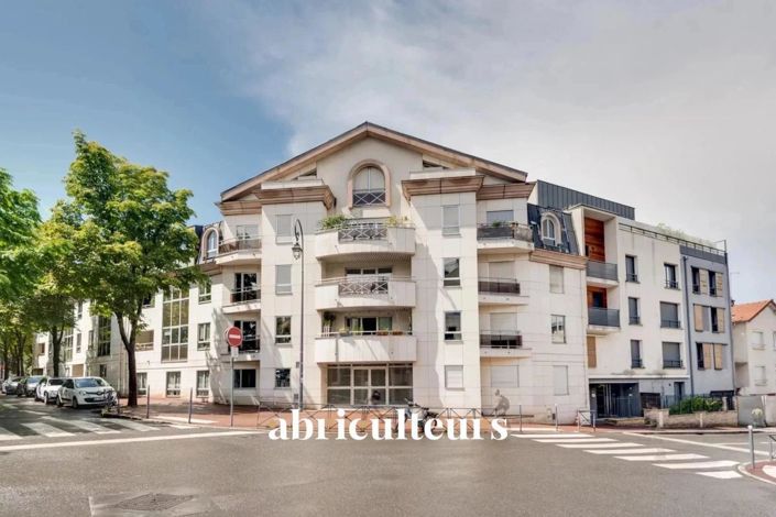 Image No.14-3 Bed Apartment for sale