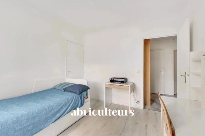 Image No.8-3 Bed Apartment for sale