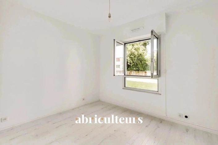 Image No.9-3 Bed Apartment for sale