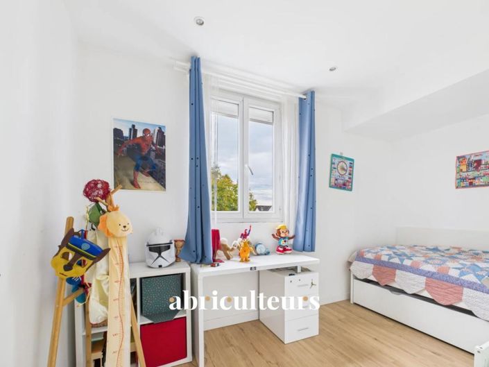 Image No.13-3 Bed House for sale