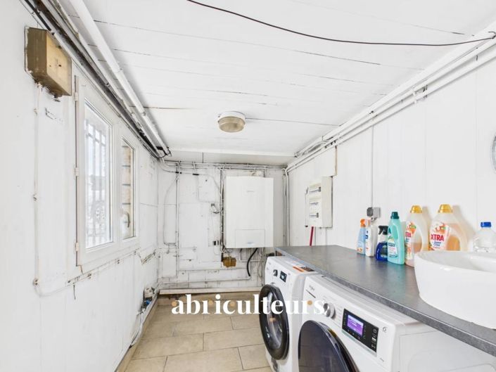 Image No.23-3 Bed House for sale