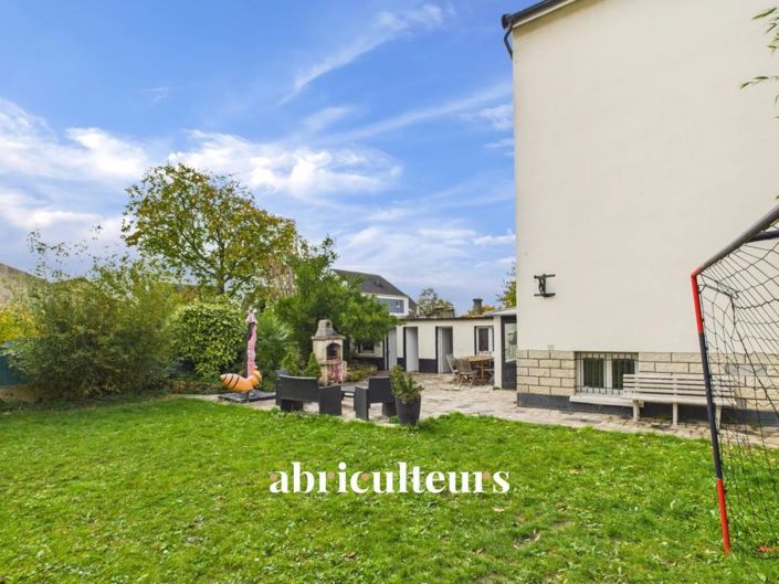 Image No.26-3 Bed House for sale