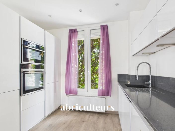 Image No.7-3 Bed House for sale