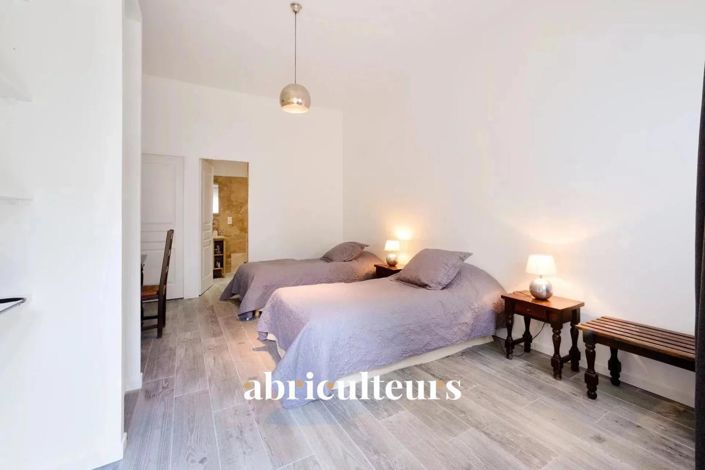 Image No.17-14 Bed House for sale