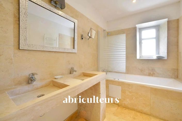 Image No.18-14 Bed House for sale