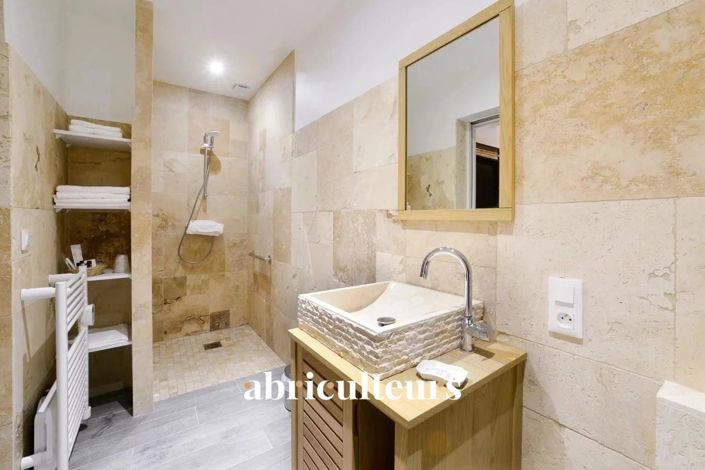 Image No.19-14 Bed House for sale