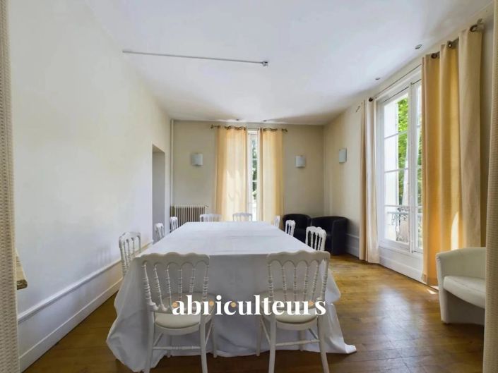 Image No.6-14 Bed House for sale