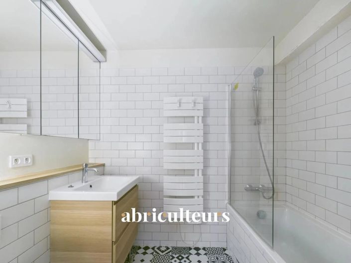 Image No.12-1 Bed Apartment for sale