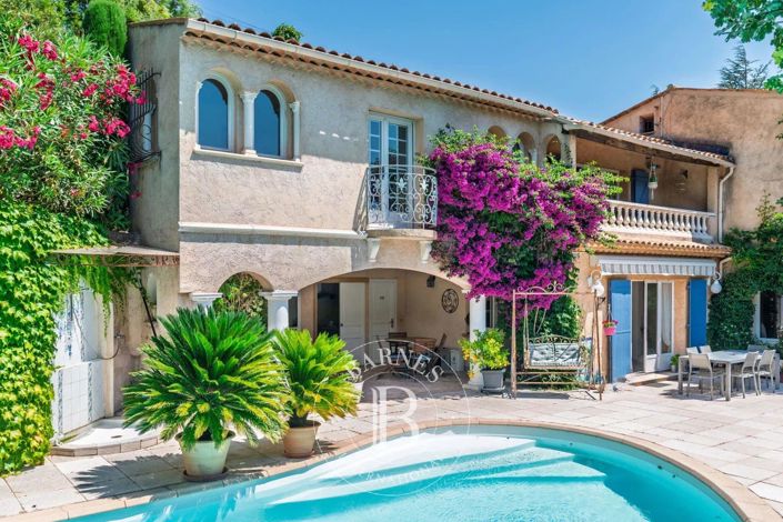 Image No.6-5 Bed House for sale