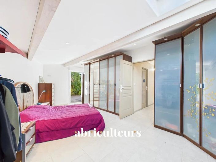 Image No.7-3 Bed House for sale