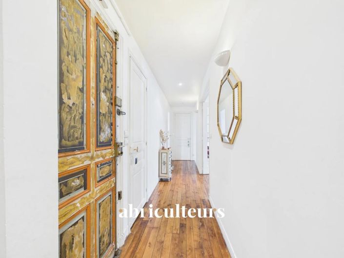 Image No.11-3 Bed Apartment for sale