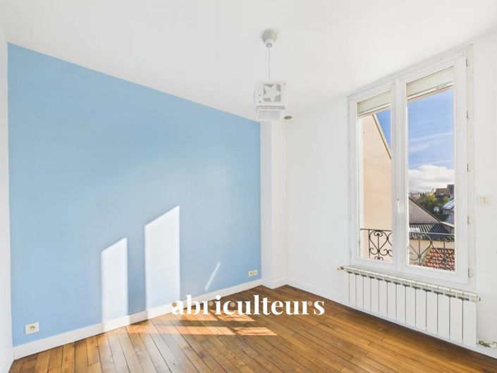 Image No.15-2 Bed House for sale