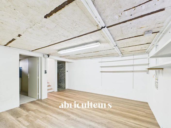 Image No.19-2 Bed House for sale