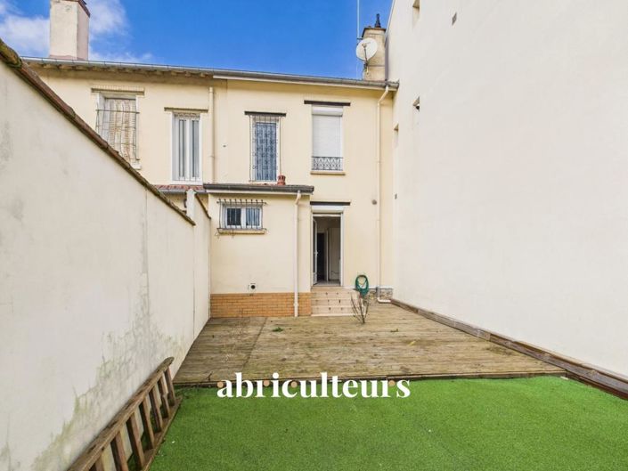 Image No.23-2 Bed House for sale