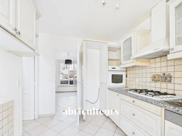 Image No.6-2 Bed House for sale