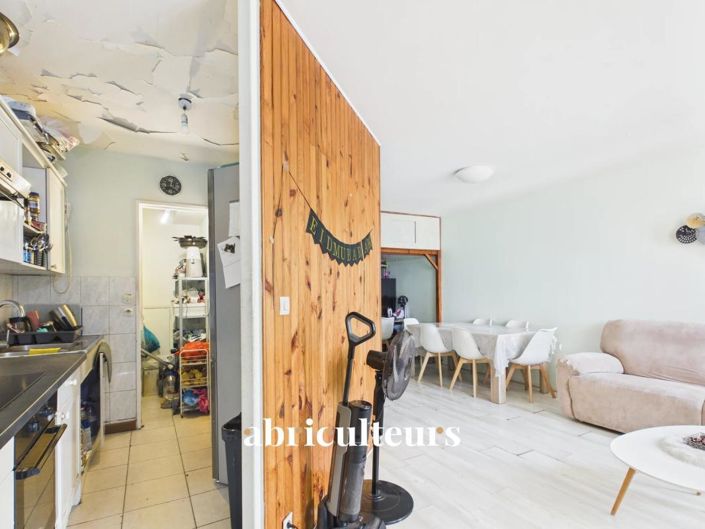 Image No.10-2 Bed Apartment for sale