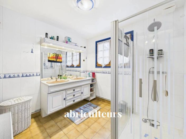 Image No.11-Maison de 3 chambres à vendre à Châteaudun