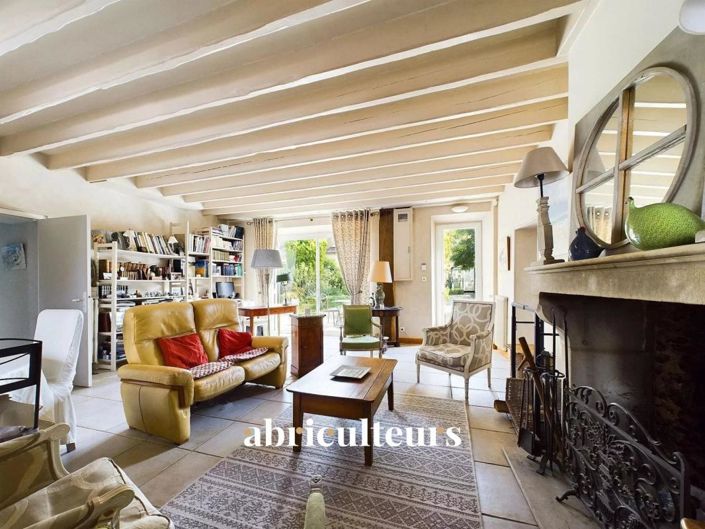 Image No.6-4 Bed House for sale