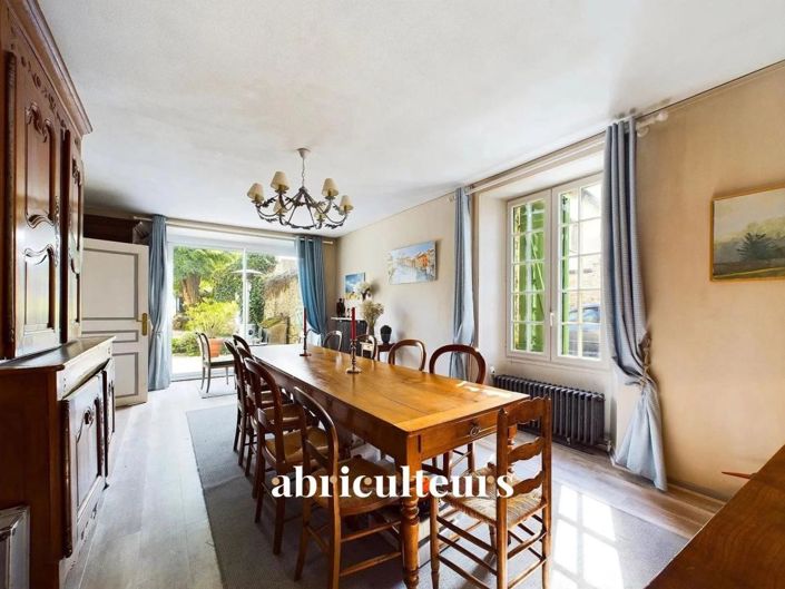 Image No.7-4 Bed House for sale