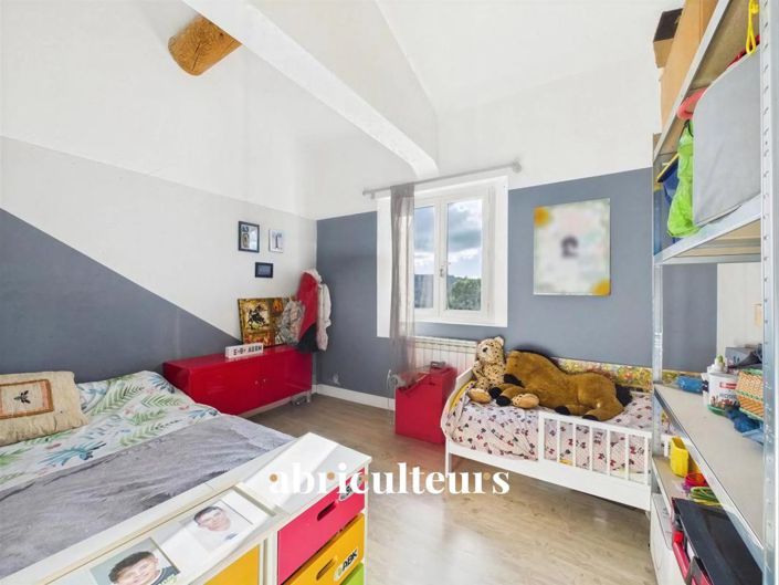 Image No.19-4 Bed House for sale