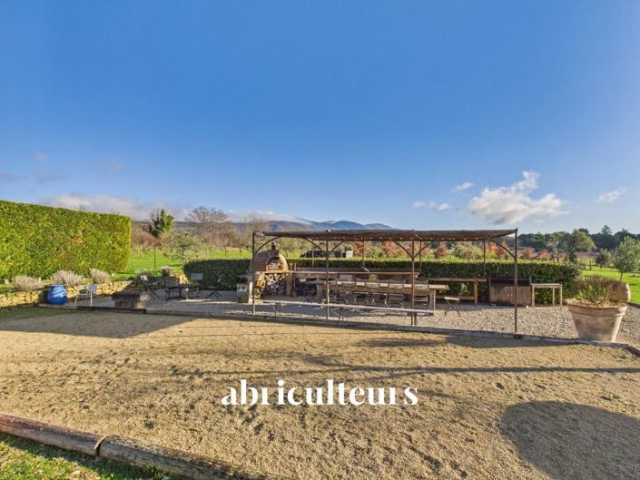 Image No.24-4 Bed House for sale