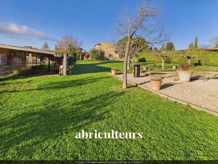 Image No.25-4 Bed House for sale