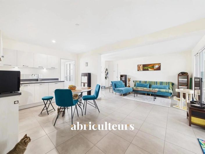 Image No.2-2 Bed Apartment for sale