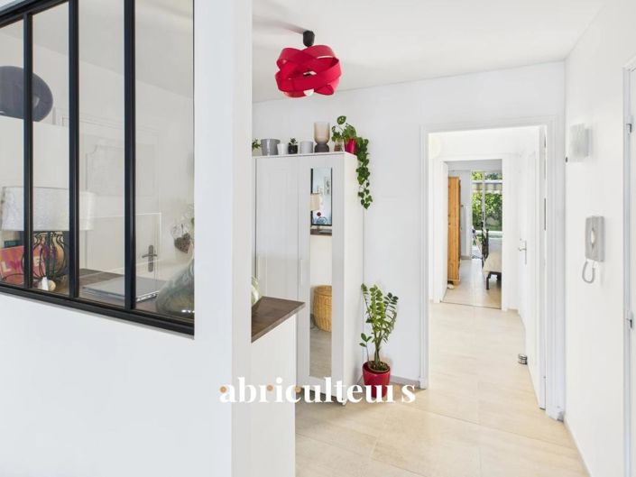 Image No.2-Appartement de 2 chambres à vendre à Nice