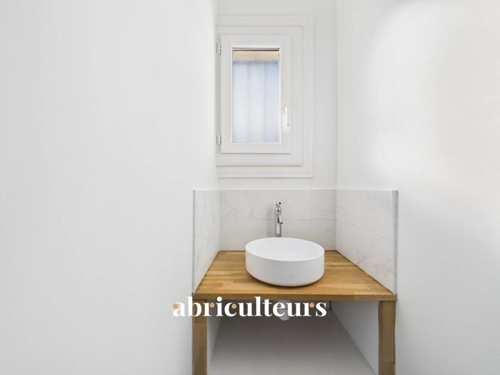 Image No.17-3 Bed House for sale