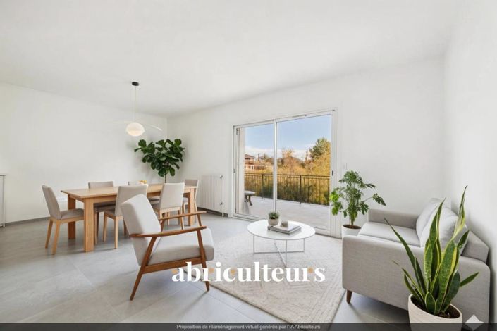 Image No.8-3 Bed House for sale