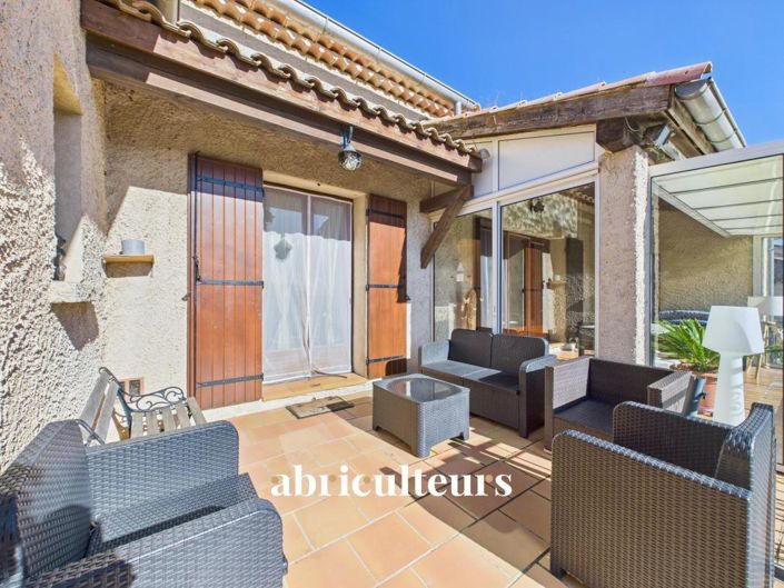 Image No.19-3 Bed House for sale