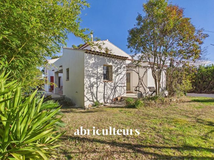 Image No.2-5 Bed House for sale