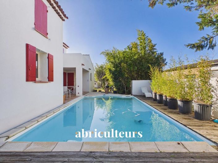 Image No.26-5 Bed House for sale