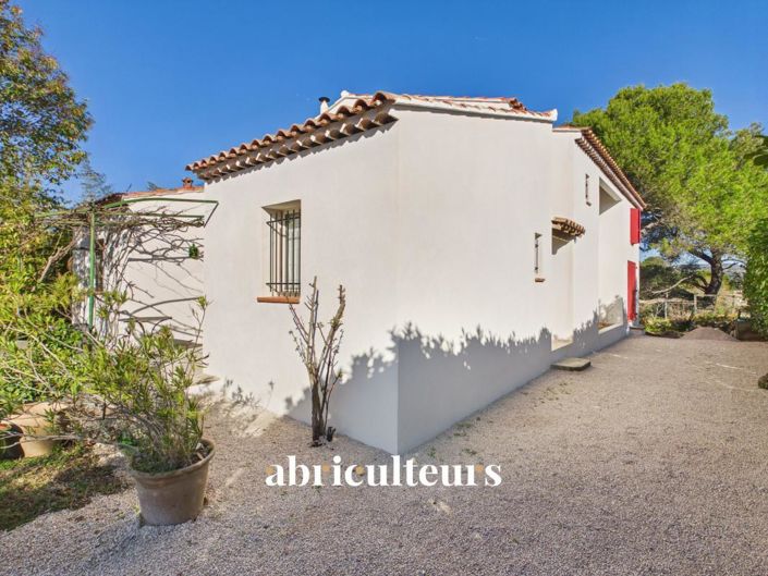 Image No.27-5 Bed House for sale