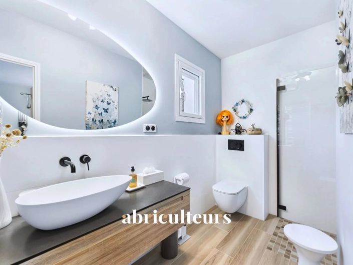 Image No.14-4 Bed House for sale