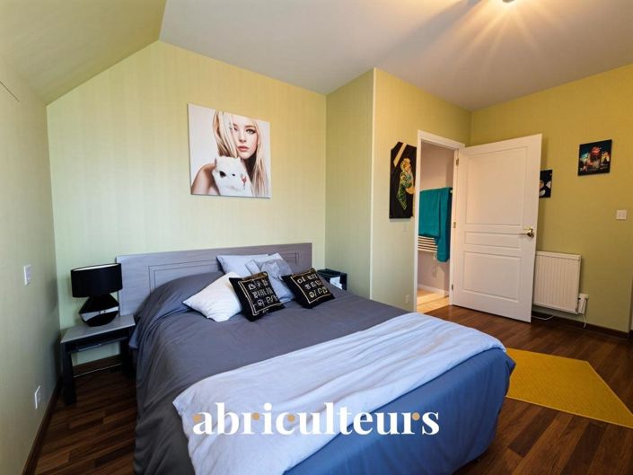 Image No.11-4 Bed House for sale