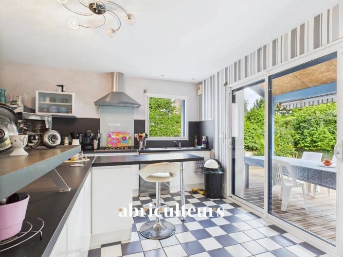 Image No.13-4 Bed House for sale