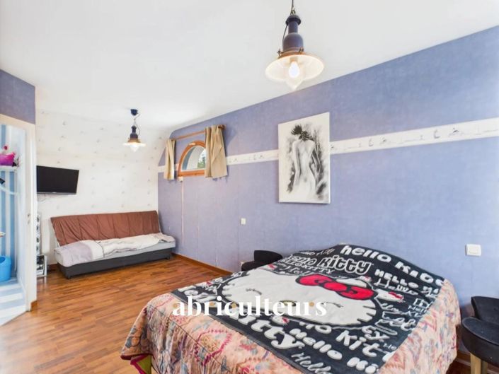 Image No.15-4 Bed House for sale