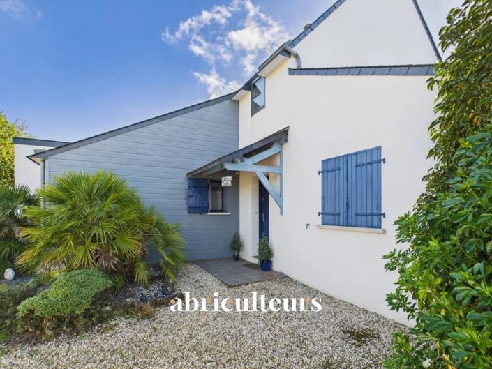 Image No.2-4 Bed House for sale