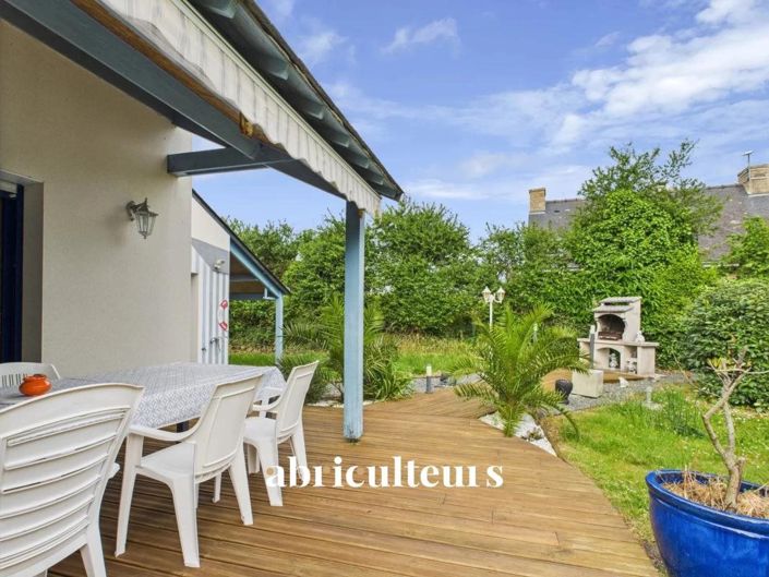 Image No.2-4 Bed House for sale