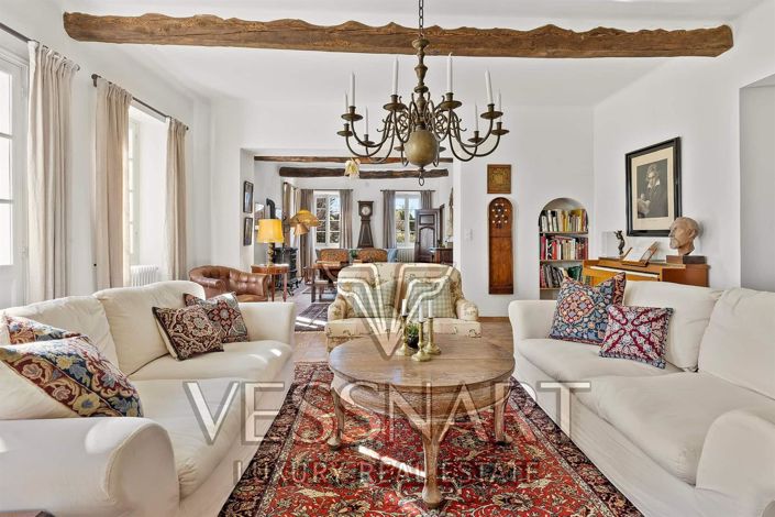 Image No.4-12 Bed House for sale