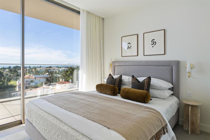 Image No.24-4 Bed Apartment for sale