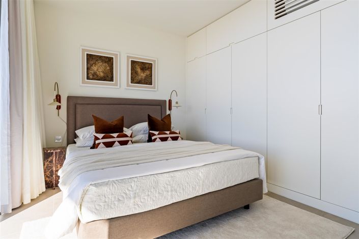 Image No.28-4 Bed Apartment for sale