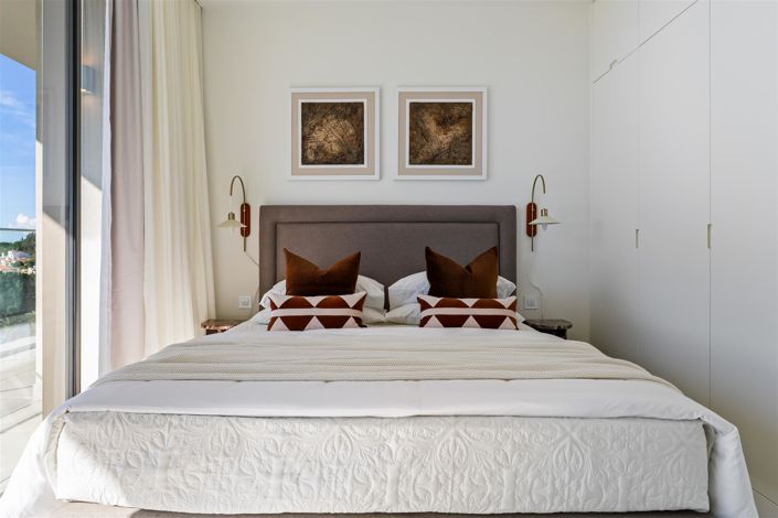 Image No.29-4 Bed Apartment for sale