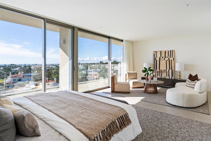 Image No.34-4 Bed Apartment for sale